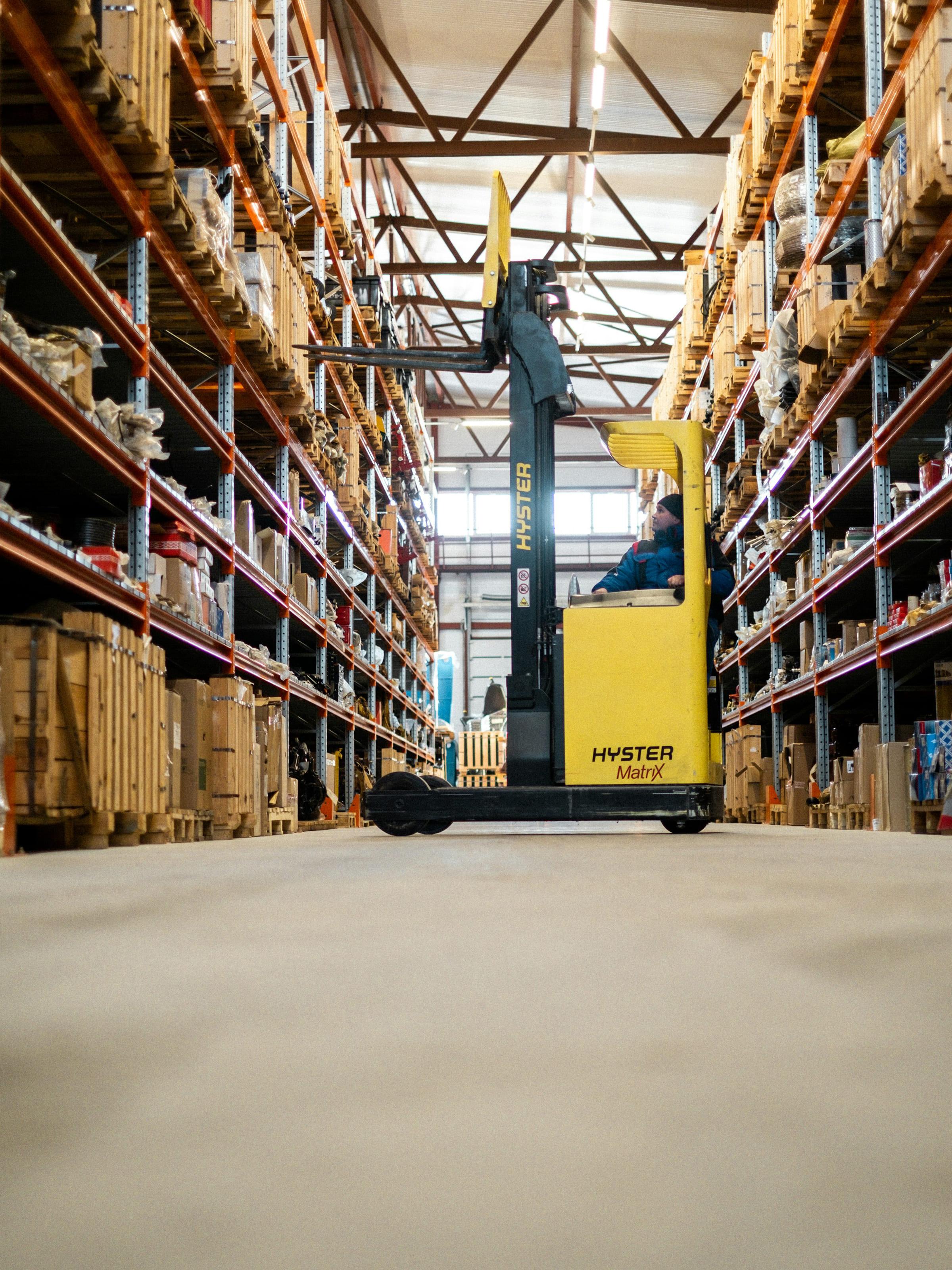 Warehouse & Distribution